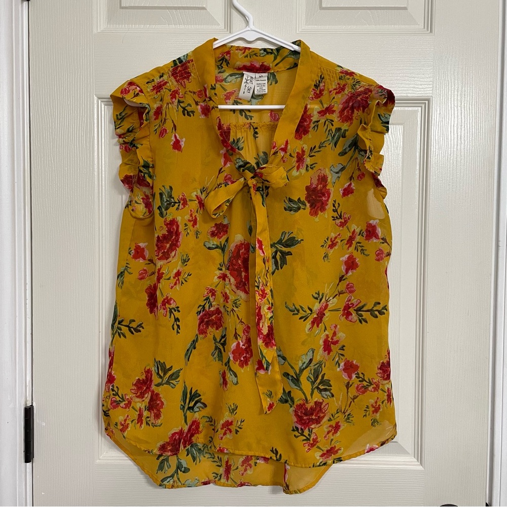 Yellow floral sleeveless blouse